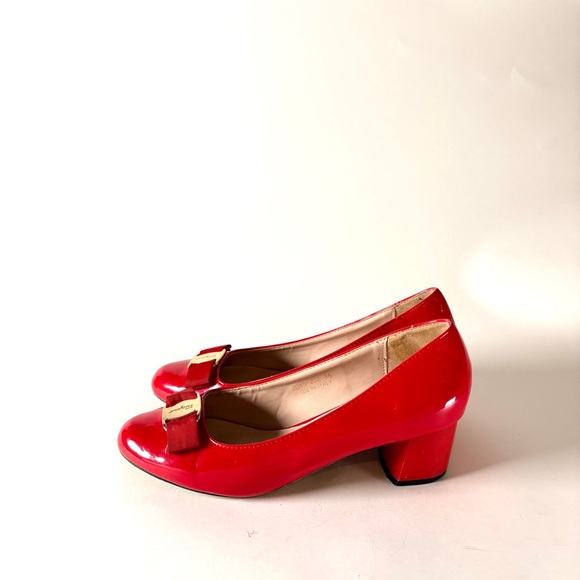 s-l400.jpg Vintage Ferragamo Red Patent Vara Pumps